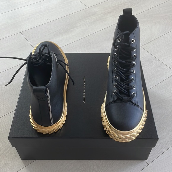 GIUSEPPE ZANOTTI SIZE 44 MENS BLABBER BLACK - Picture 6 of 8